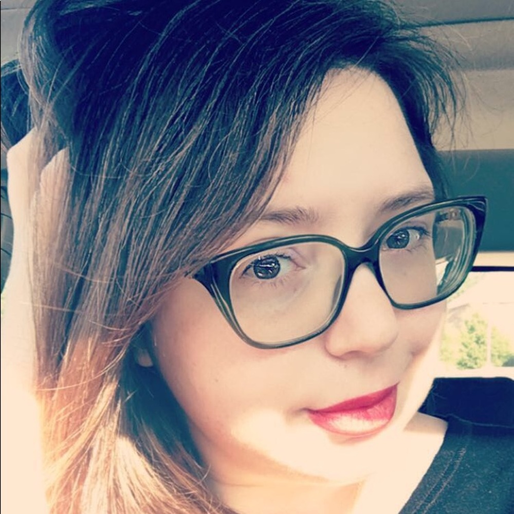 Meet your Posher, Rachel